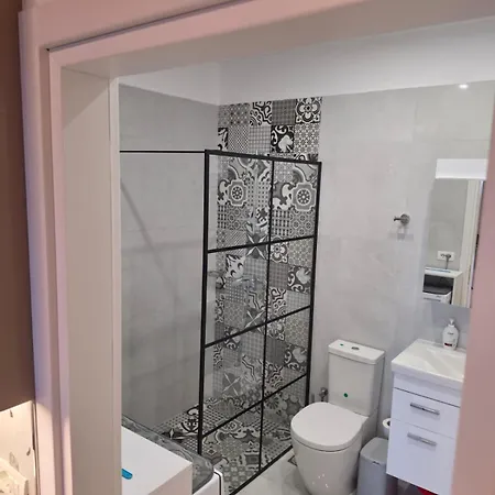 Skyview Apartment *